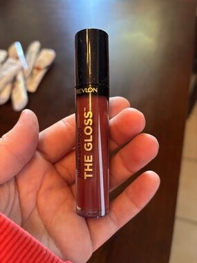 Revlon The Gloss Super Lustrous Lip Gloss - Deep Red Shade